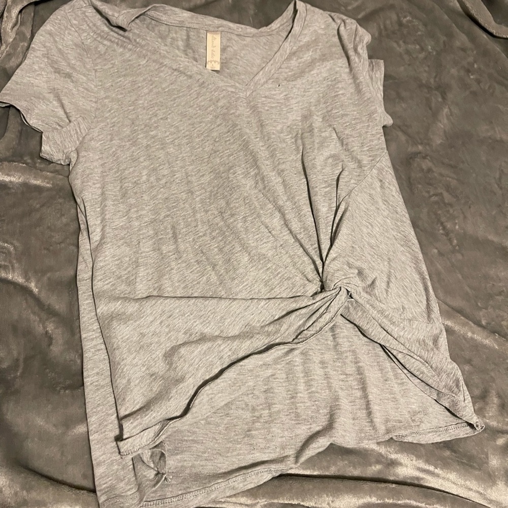 Gray vneck short sleeve shirt